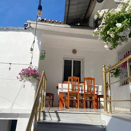 Ziu Guest House Berat Exterior foto